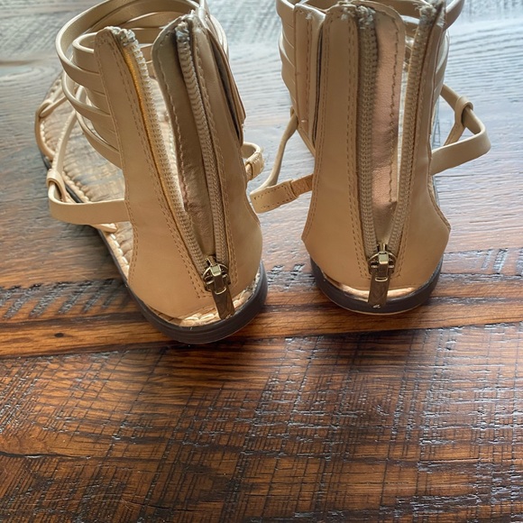 Sandals - Picture 3 of 3